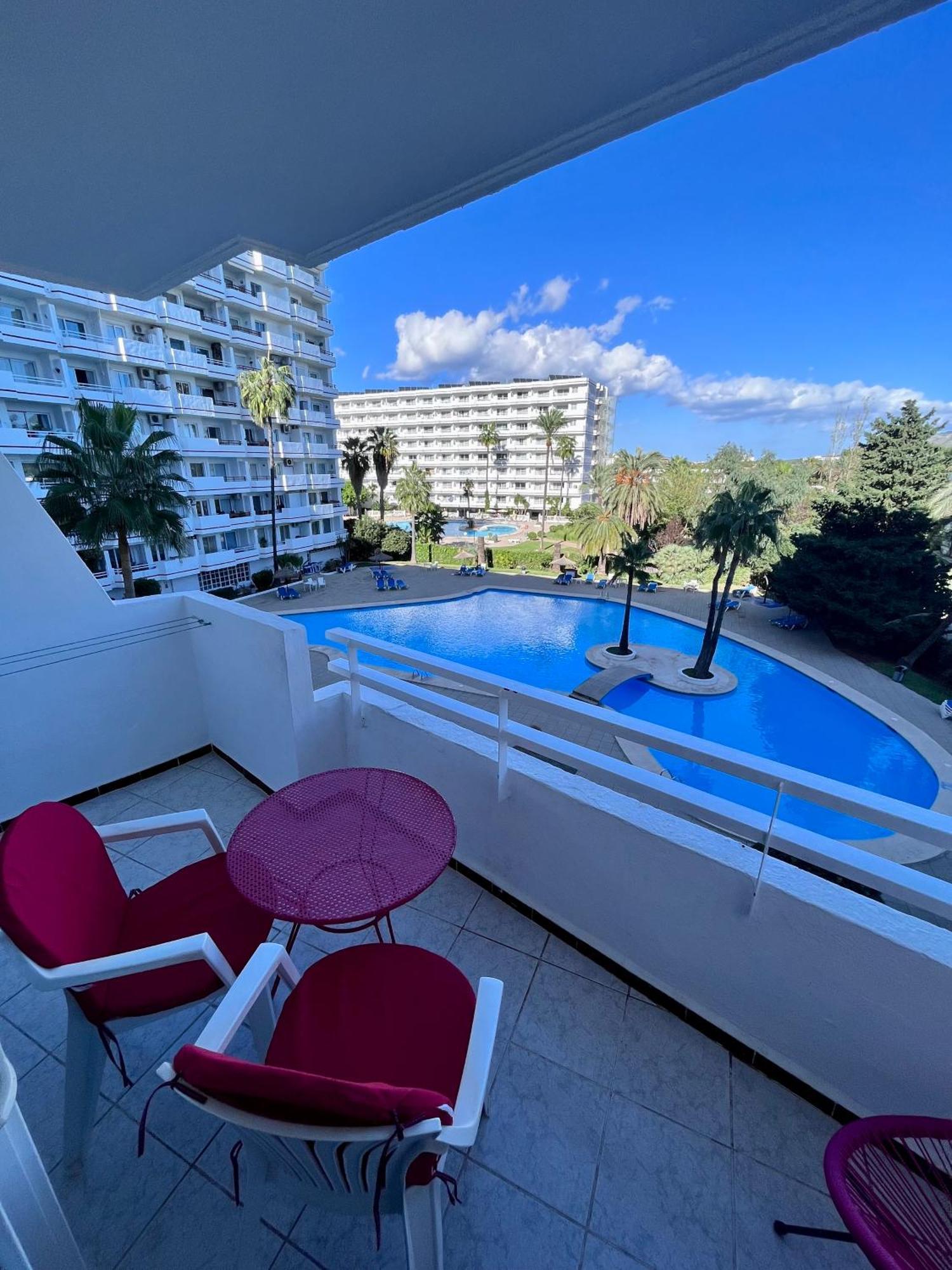 אלקודיה Apartamento Laura מראה חיצוני תמונה