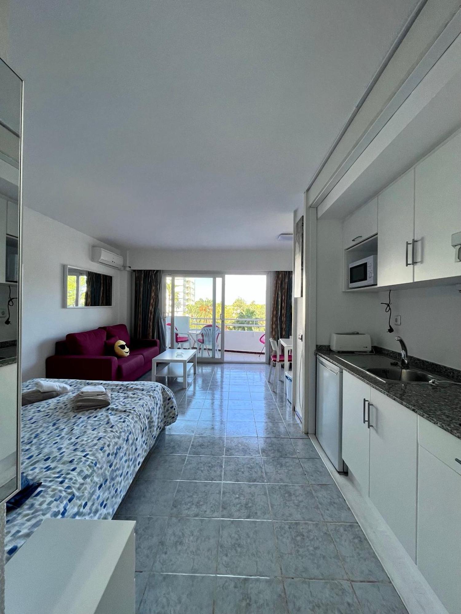 אלקודיה Apartamento Laura מראה חיצוני תמונה