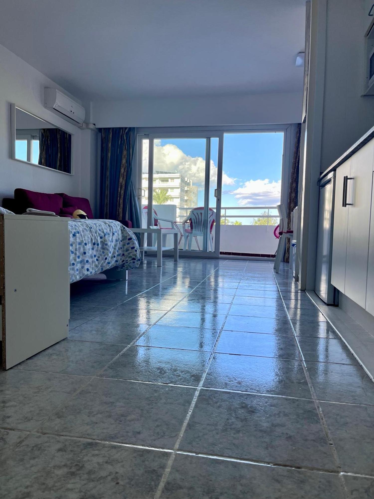 אלקודיה Apartamento Laura מראה חיצוני תמונה
